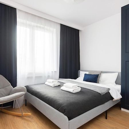 Family Apartment Nearto Old Town Vermelo By Neartopl Krakow Bagian luar foto