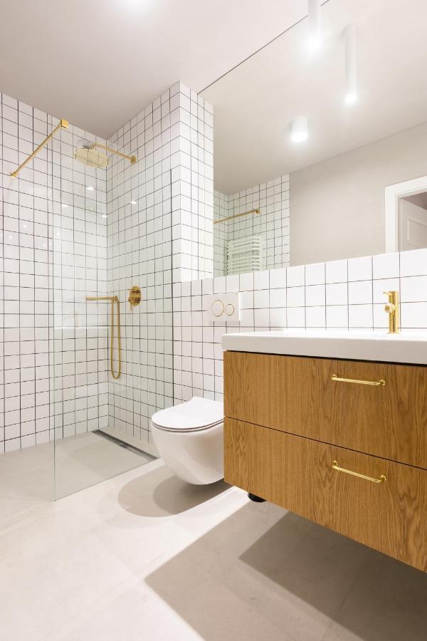 Family Apartment Nearto Old Town Vermelo By Neartopl Krakow Bagian luar foto