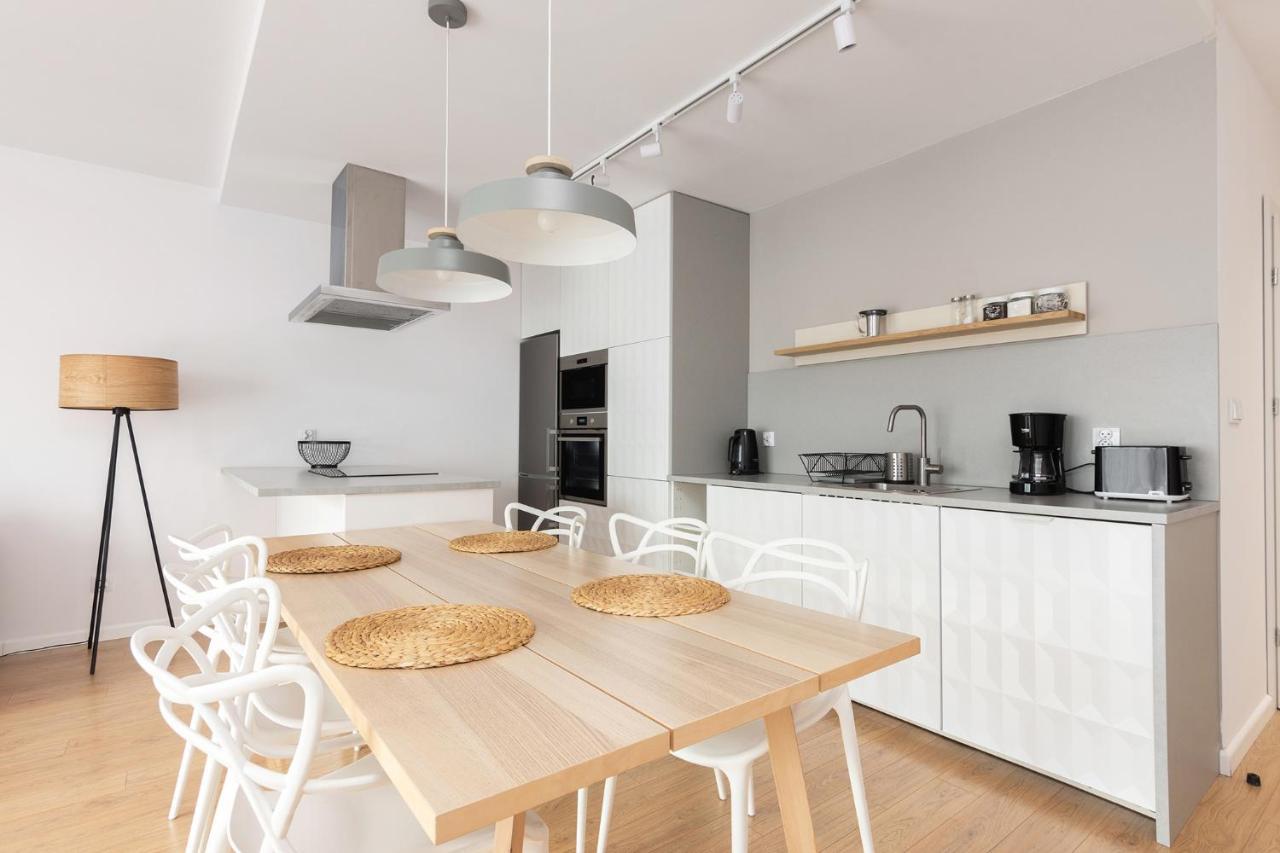 Family Apartment Nearto Old Town Vermelo By Neartopl Krakow Bagian luar foto