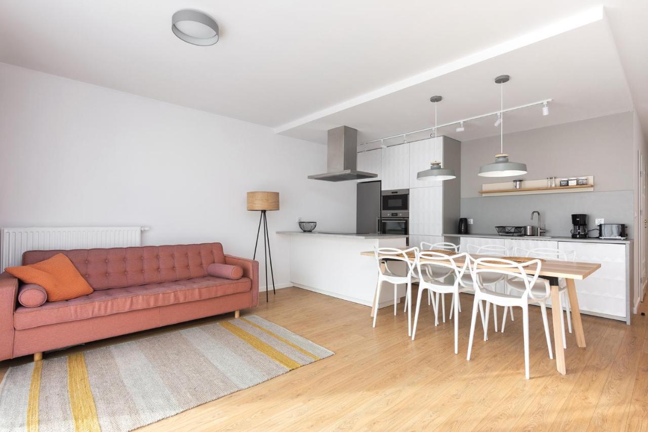 Family Apartment Nearto Old Town Vermelo By Neartopl Krakow Bagian luar foto