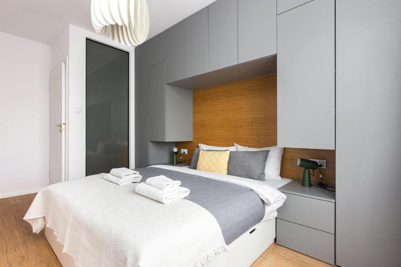 Family Apartment Nearto Old Town Vermelo By Neartopl Krakow Bagian luar foto