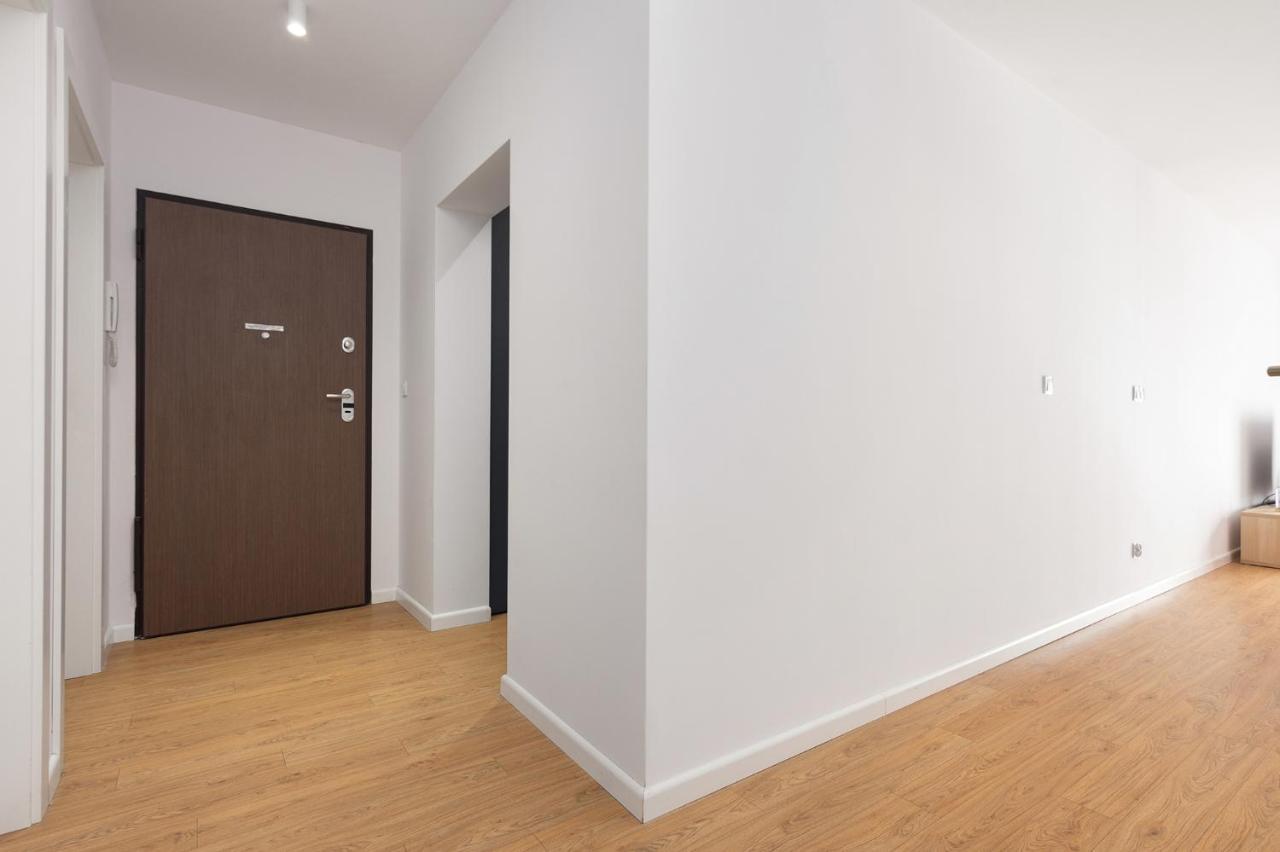 Family Apartment Nearto Old Town Vermelo By Neartopl Krakow Bagian luar foto